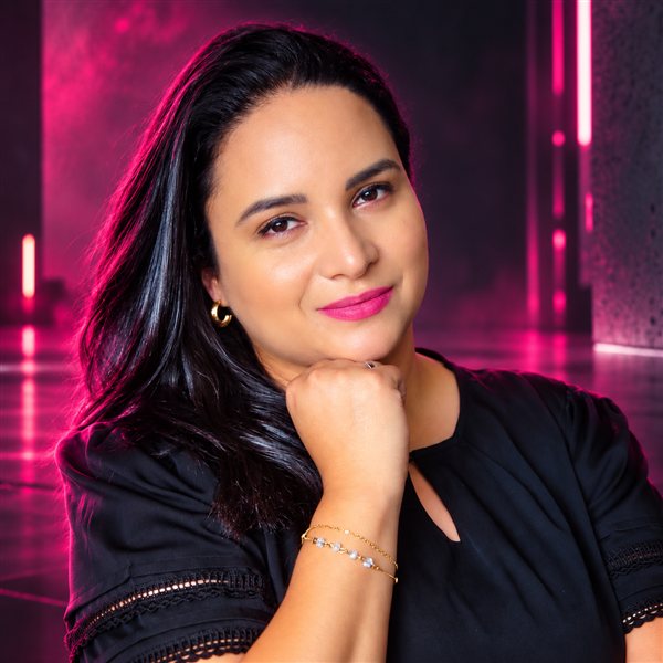 Dayanne, Embelezar na Web